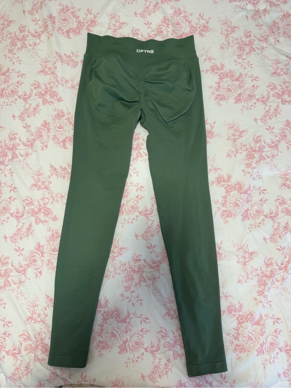 Womens DFYNE olive Green Leggings